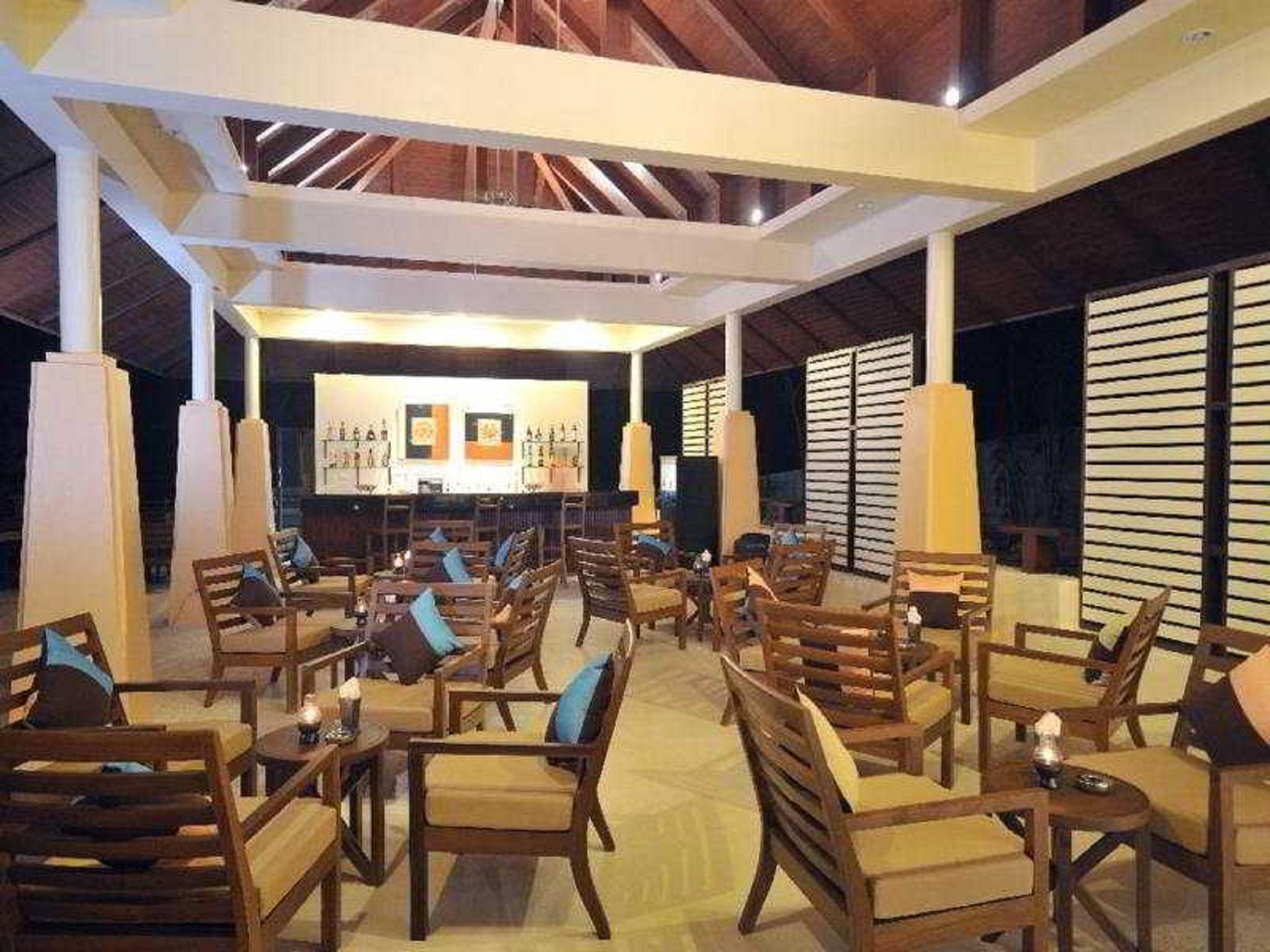 Avani Ao Nang Cliff Krabi Resort Exterior foto