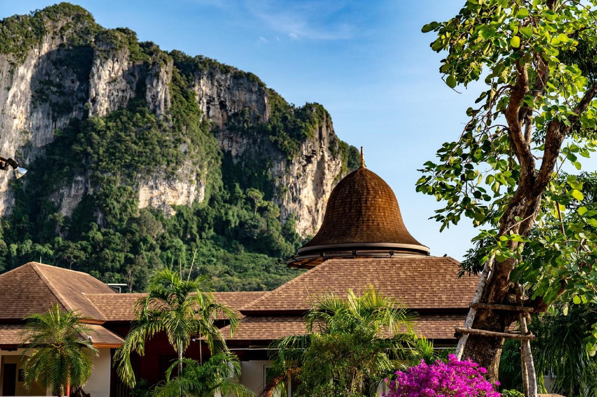 Avani Ao Nang Cliff Krabi Resort Exterior foto