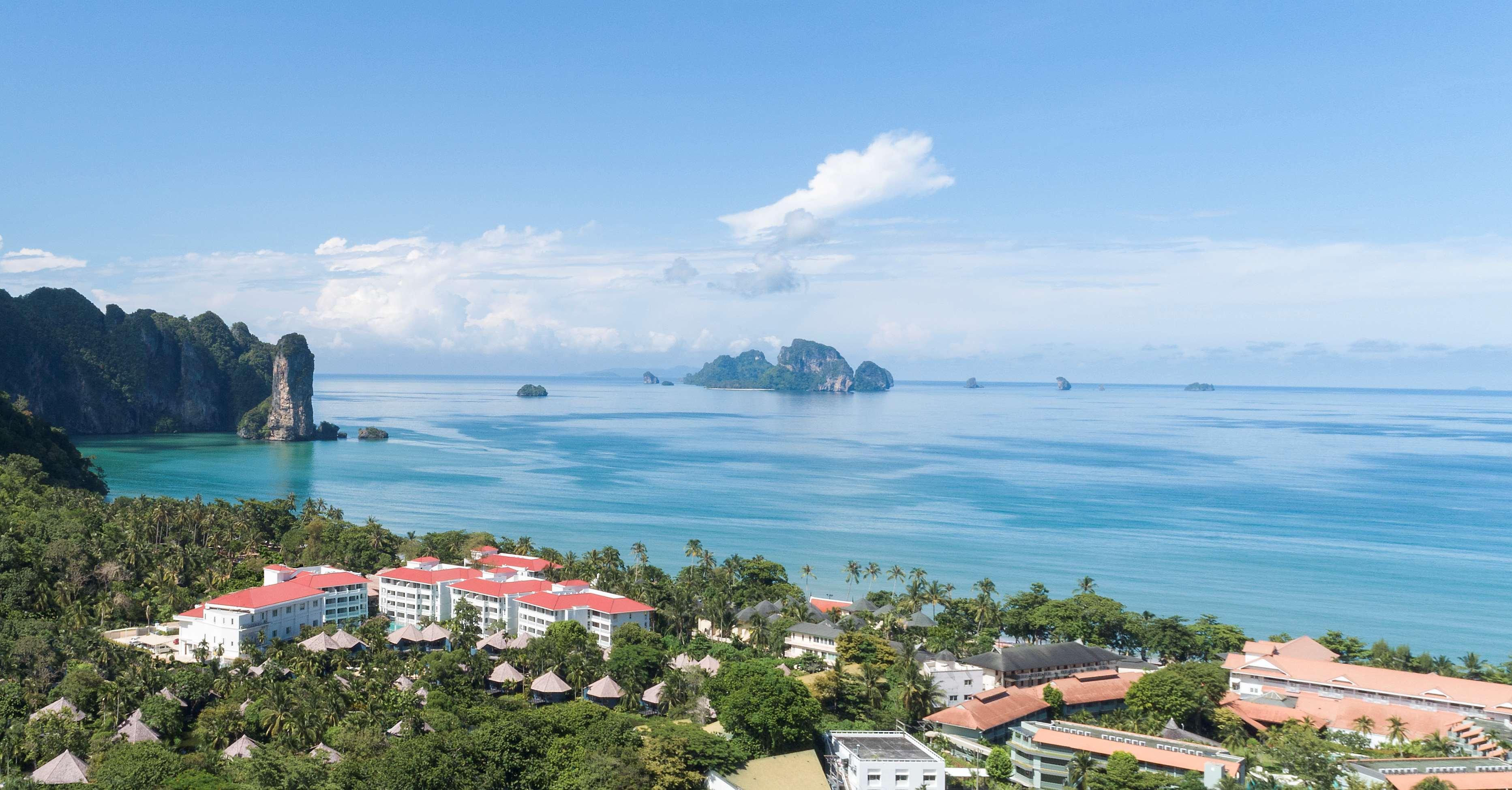 Avani Ao Nang Cliff Krabi Resort Exterior foto