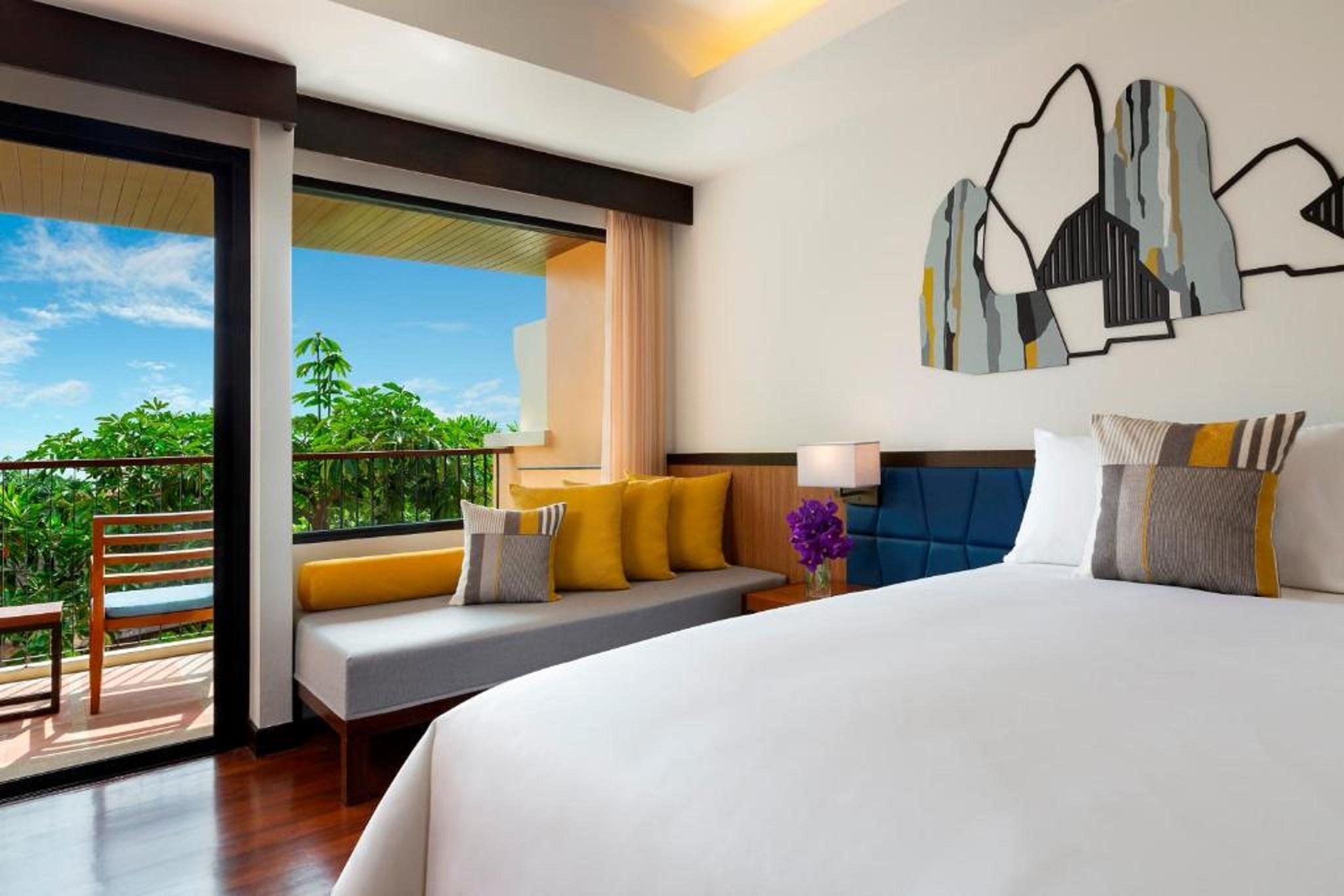 Avani Ao Nang Cliff Krabi Resort Exterior foto